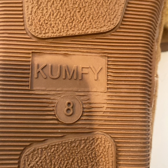 NWOB NEVER worn Kumfy brand size 8 slippers. - Picture 5 of 5